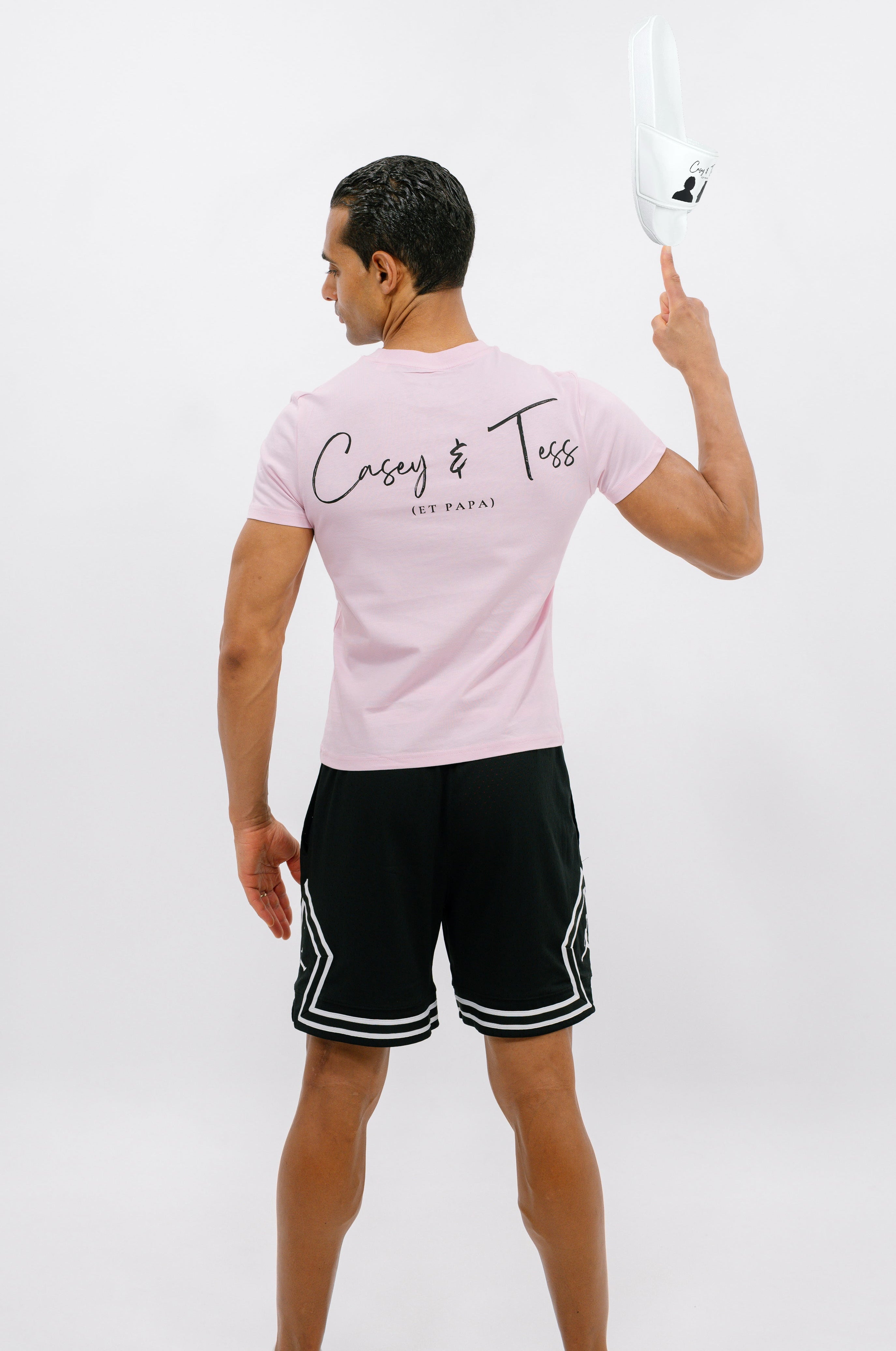 T-shirt officiel unisexe rose "Casey & Tess (et papa)"