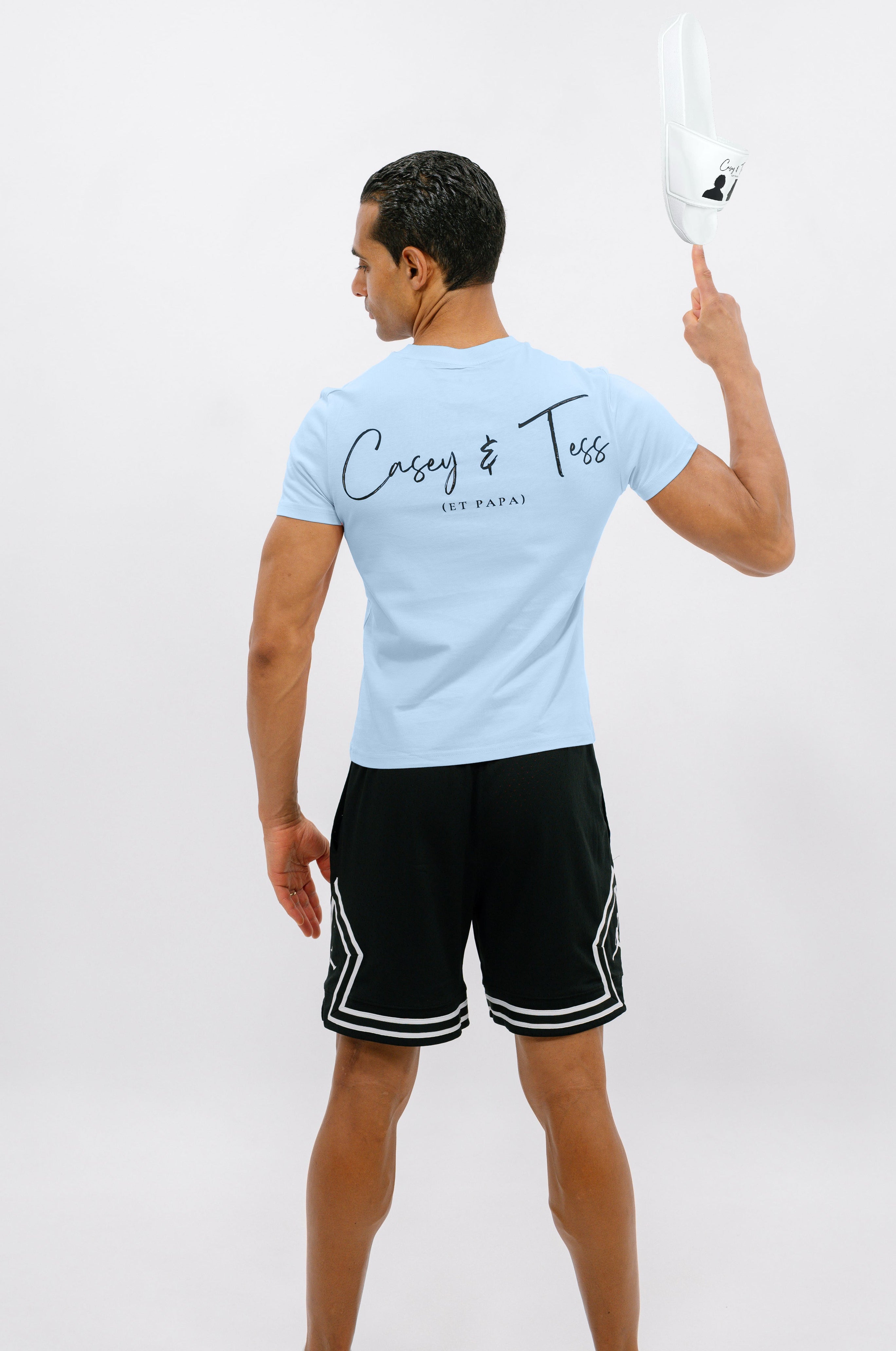T-shirt officiel unisexe bleu "Casey & Tess (et papa)"